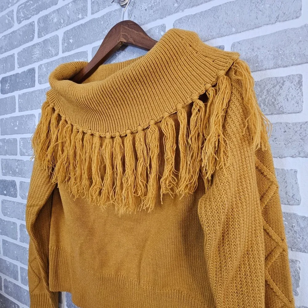 Ninexis Sweater Women's Medium‎ Camel Shawl Neck Tassels Pullover Soft Knit